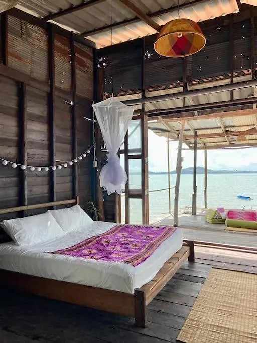 Chaba House: Boutique Waterfront Home With Sunrise View Koh Lanta Holiday home